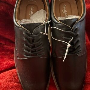 Goodfellow & Co Men's Classic Black Oxfords